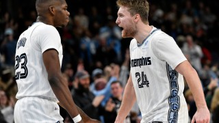 考沃德21+8兰代尔16+9 灰熊末节发威主场逆转篮网