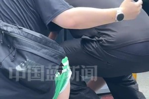 杰伦-布朗体验新能源换电站：美国为啥没有？这将改变一切！