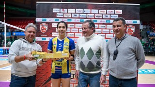 开云体育app-轰19分夺MVP！中国女排22岁王牌闪耀意甲：下赛季当朱婷替身？